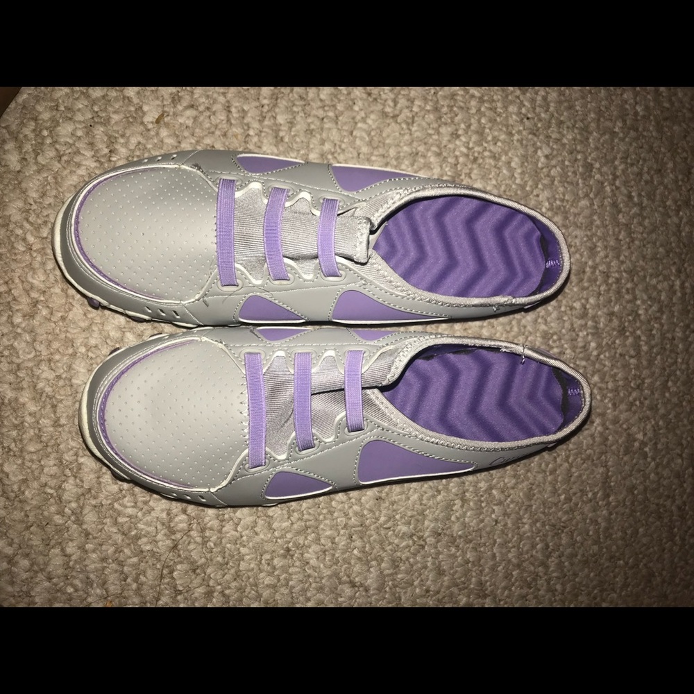 Women’s curves shoes